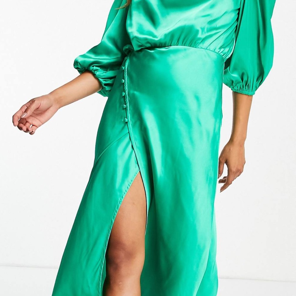 Vibrant Green Satin Dress with Puff Sleeves